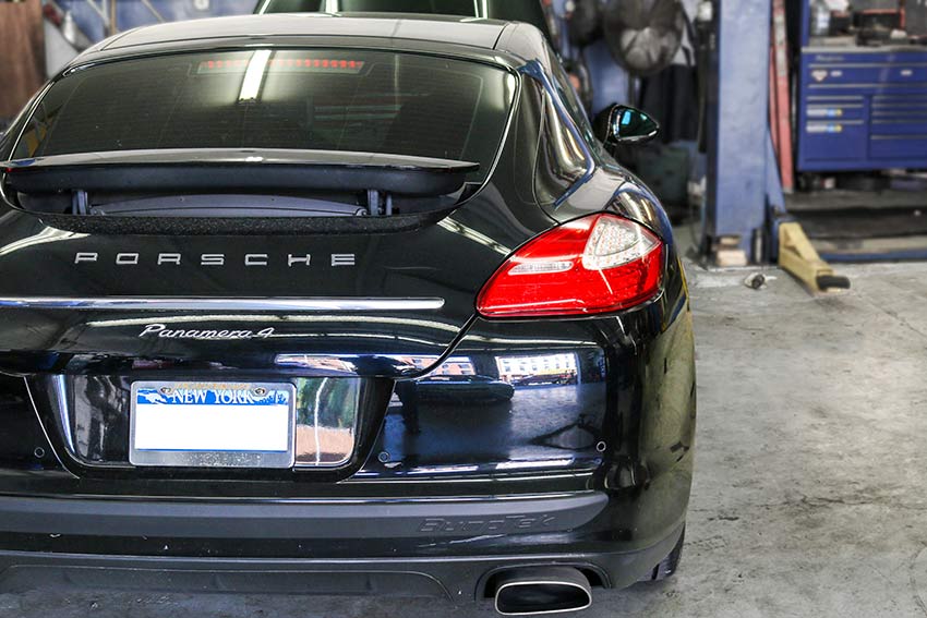 Porsche Panamera 4