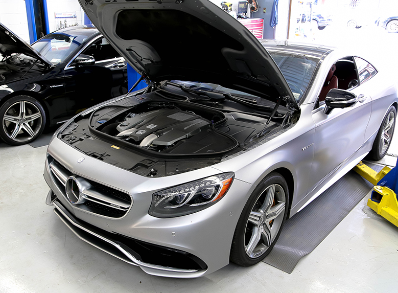 Mercedes Maintenance in Brooklyn | MINHS Automotive